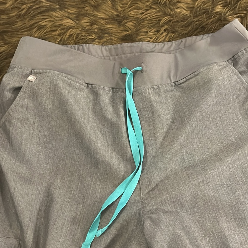 High Waisted Figs Zamora Scrub Pant XL/T Graphite - Picture 4 of 11